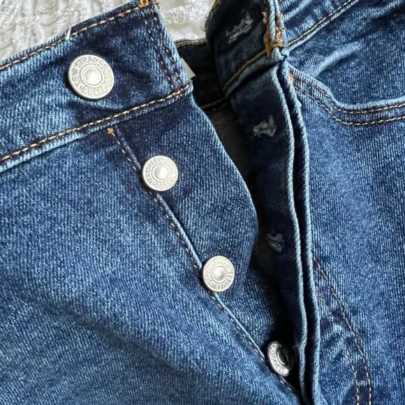 LEVI'S Wedgie Straight Hi Rise Button Fly Blue Distressed Jeans Size 30 - Picture 5 of 12